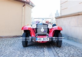 Retro-Fahrt durch Prag mit einem Oldtimer