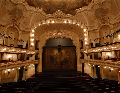 Musiktheater Karlín