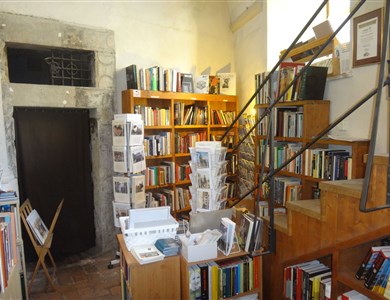 Buchhandlung am Kleinseitner Brückenturm