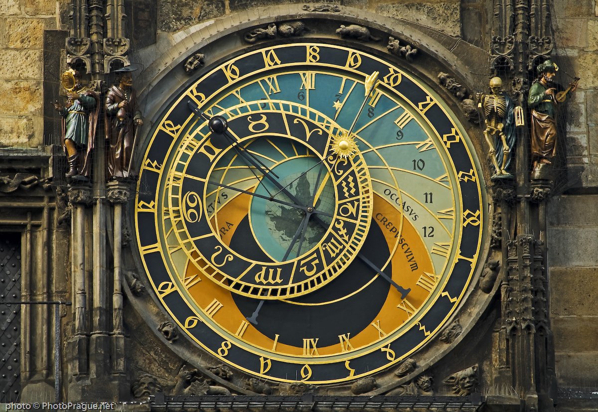 2 horloge astronomique prague czech republic czechia