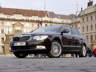 main picture prague skoda superb transfer intramuros