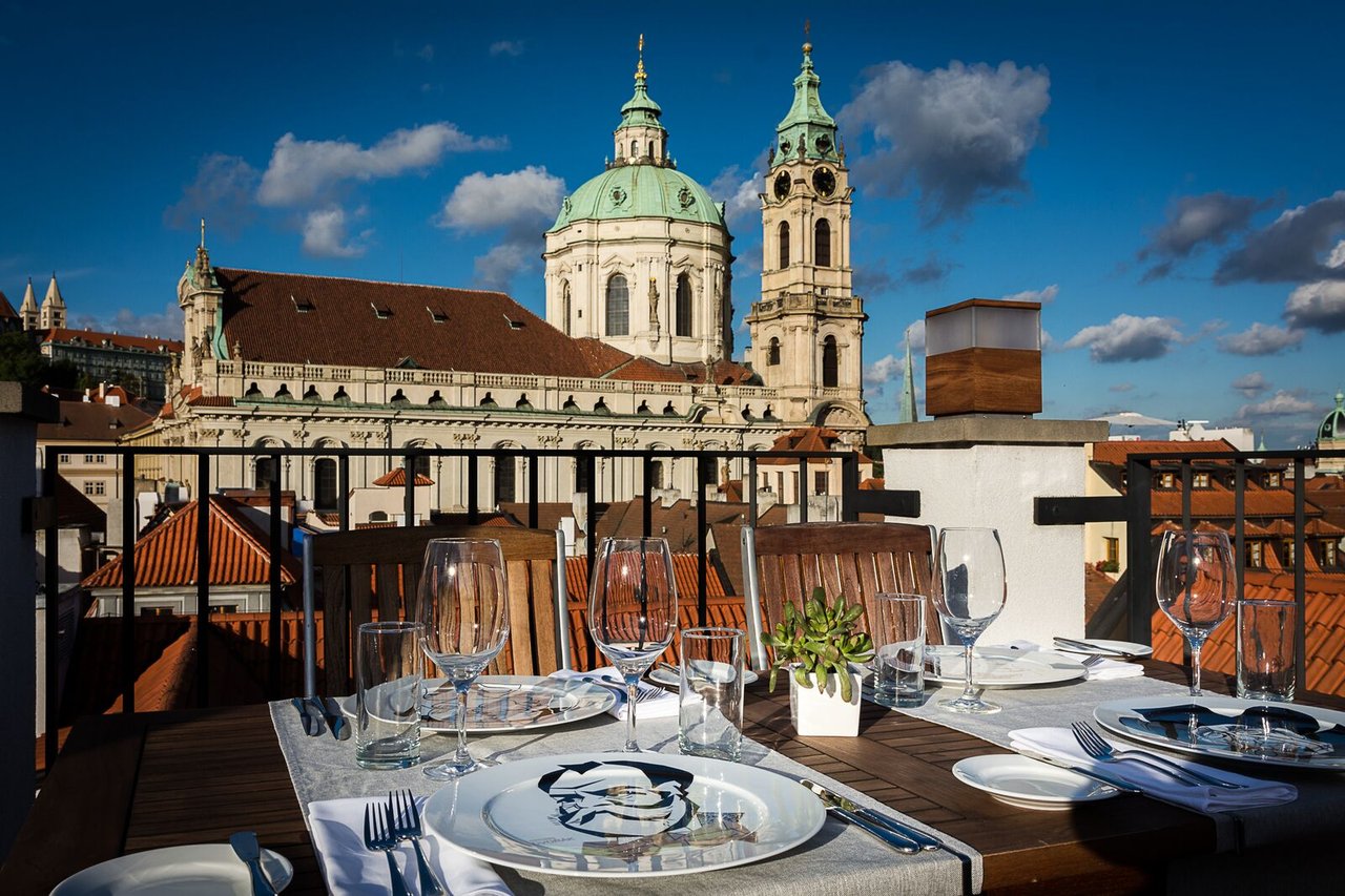 5 CODA Restaurant Prague